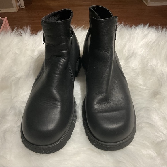 Naot Black Leather Combat Boots Size 42 - Picture 3 of 10